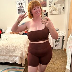 Fabletics Activewear Set 1X